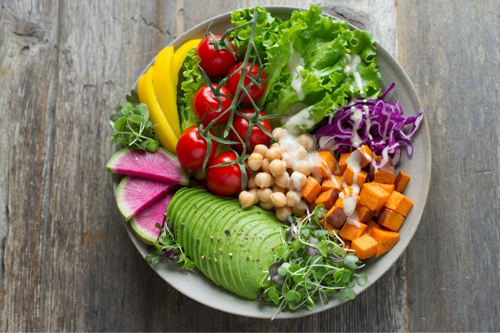 Vegetable and Legume Buddha Bowl